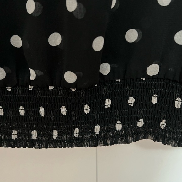 WHBM - Black Sleeveless Polka Dot Sheer Blouse - Size Medium - Picture 5 of 5